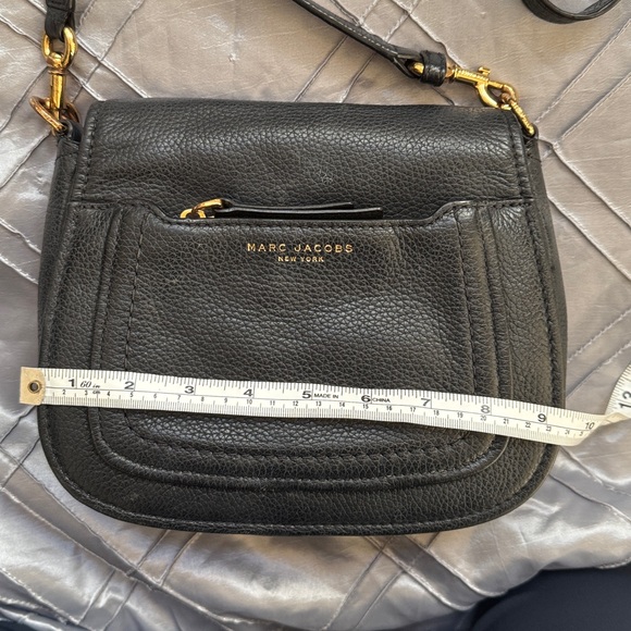 Marc Jacobs Black Pebbled Leather Shoulder Bag - Picture 6 of 6